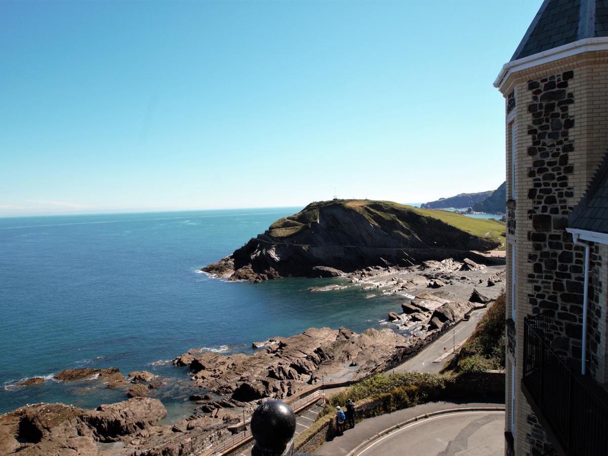 Ocean Breeze Villa Ilfracombe Eksteriør bilde